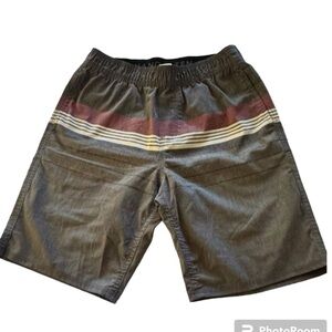 Boy’s Casual Shorts/ Size Large/ Color Gray